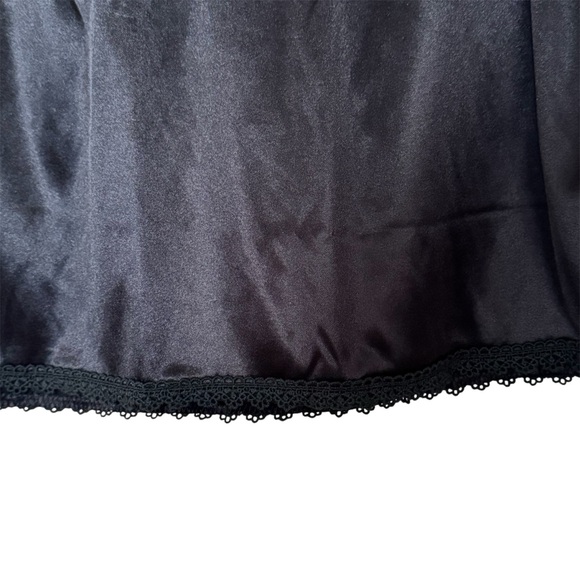 New! BrinKina Black Slip Skirt with Lace Trim. Women’s 2XL. Excellent Condition - Picture 2 of 8